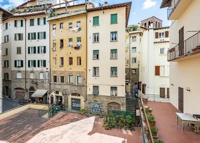 Ponte Vecchio Roomy Flat X7 Appartamento